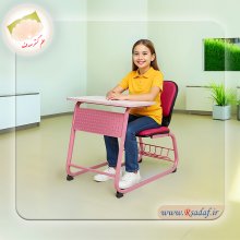 میز و صندلی تک نفره پادینا با طراحی مدرن و فریم لوله‌ای فلزی مناسب مدارس و مراکز آموزشی